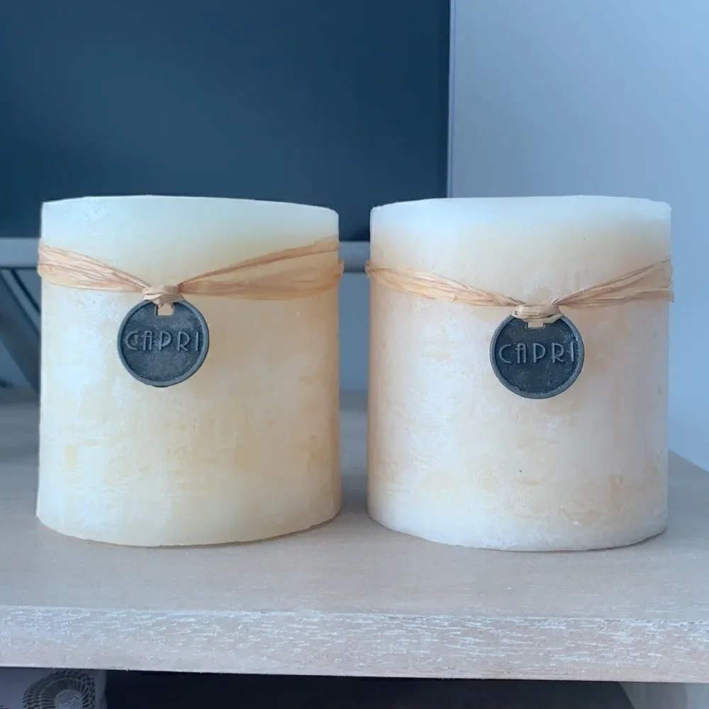 2 New Capri Straw Charm🕯Vanilla scented Candles